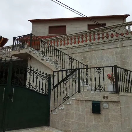 Casa En Moana, Zona Tranquila. * Moaña
